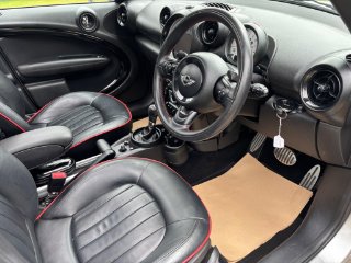 /photos/9937/2ec06c92-dd0c-45a8-b052-5da3891f7fca_i320x240.jpg