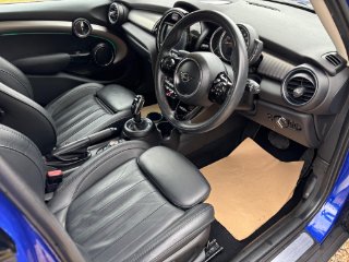 /photos/9937/338f99ab-925a-4d9c-a644-dc4138469085_i320x240.jpg